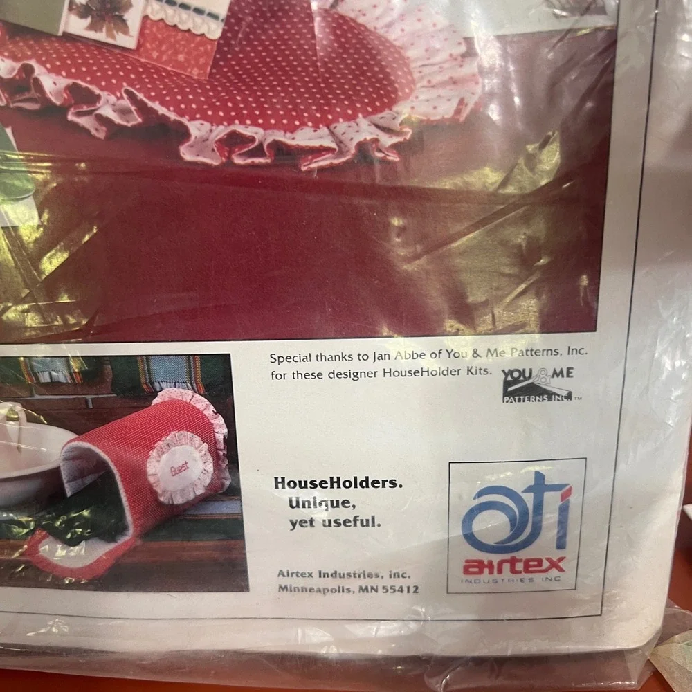 Airtex HouseHolder Christmas Kit Mailbox Card Holder DIY Sewing Embroidery Vtg